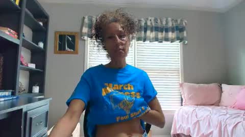 wishlist on bio online show from March 20, 2026, 9:52 pm