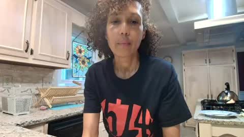 Snapshot of allgood4u chatting on June 19, 2026, 6:01 pm wishlist on bio online show from June 19, 2026, 6:01 pm