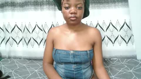 Snapshot of allibabexx chatting on May 22, 2026, 11:10 pm allibabexx online show from May 22, 2026, 11:10 pm