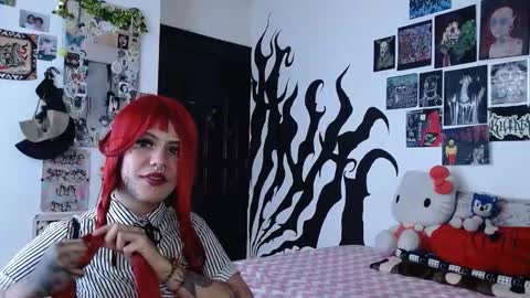 allice_rousse_ online show from September 8, 2025, 7:24 pm