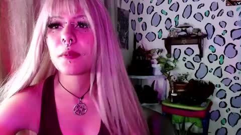 allice_rousse_ online show from September 14, 2025, 2:33 am