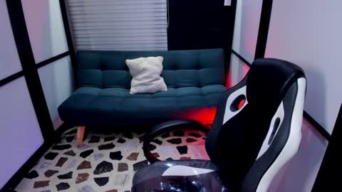 Snapshot of allicerosero chatting on September 25, 2025, 4:05 am Allice online show from September 25, 2025, 4:05 am