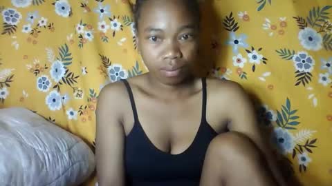 Snapshot of alliciax632770q chatting on January 15, 2026, 1:32 am alliciax632770q online show from January 15, 2026, 1:32 am