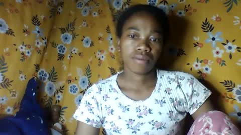 Snapshot of alliciax632770q chatting on January 19, 2026, 12:25 am alliciax632770q online show from January 19, 2026, 12:25 am