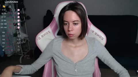 Snapshot of allie_hazie chatting on October 3, 2025, 8:28 pm alice online show from October 3, 2025, 8:28 pm