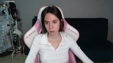 Snapshot of allie_hazie chatting on October 18, 2025, 12:57 am alice online show from October 18, 2025, 12:57 am