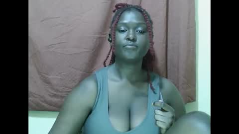 Snapshot of allie_quin chatting on September 25, 2025, 10:46 pm Allie online show from September 25, 2025, 10:46 pm