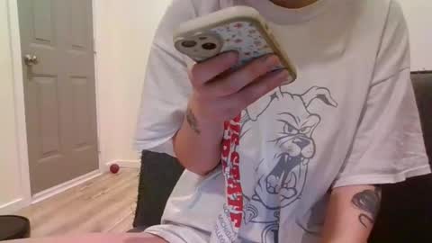 alliebearx online show from January 7, 2025, 4:27 pm
