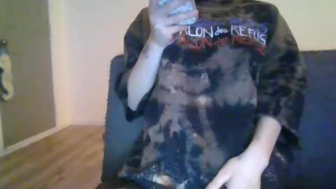 alliebearx online show from January 13, 2025, 2:42 pm