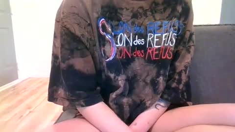 alliebearx online show from January 13, 2025, 9:31 pm