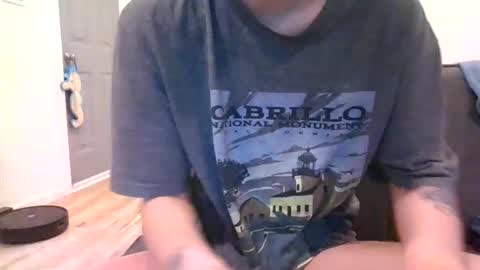 alliebearx online show from January 16, 2025, 6:37 pm