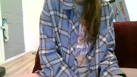 alliebearx online show from January 23, 2025, 5:10 pm