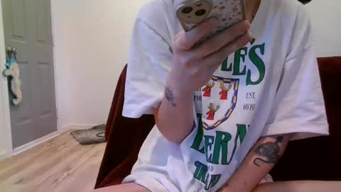 alliebearx online show from January 25, 2025, 4:46 pm