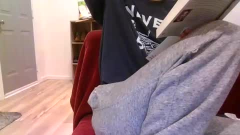 alliebearx online show from January 31, 2025, 1:01 am