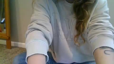 Snapshot of alliebearx chatting on October 7, 2025, 7:11 pm alliebearx online show from October 7, 2025, 7:11 pm