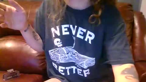 Snapshot of alliebearx chatting on November 3, 2025, 4:41 pm alliebearx online show from November 3, 2025, 4:41 pm