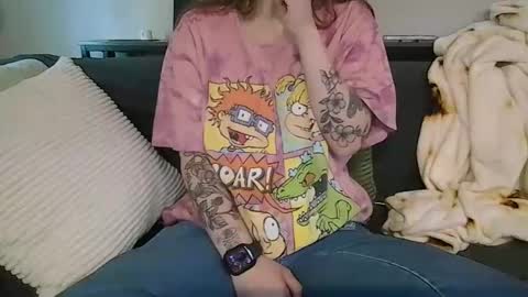 alliebearx online show from May 5, 2026, 3:20 pm