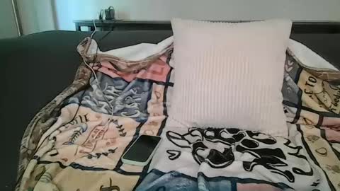 alliebearx online show from June 16, 2026, 5:48 pm