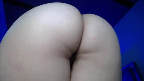 Snapshot of allison_pervert07 chatting on April 12, 2026, 6:46 pm allison_pervert07 online show from April 12, 2026, 6:46 pm