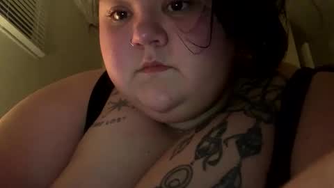 allisonbarry666 online show from November 1, 2025, 4:58 am