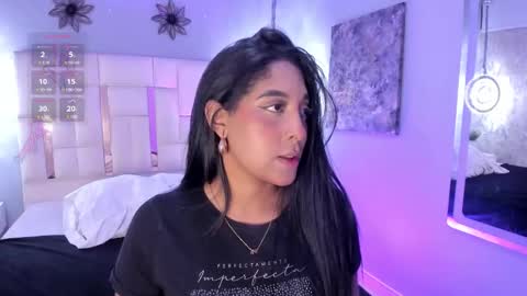 Snapshot of allisonfoster_ chatting on January 14, 2025, 9:09 pm Allison online show from January 14, 2025, 9:09 pm