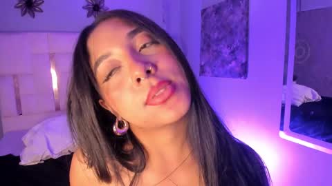 Snapshot of allisonfoster_ chatting on January 15, 2025, 12:19 am Allison online show from January 15, 2025, 12:19 am