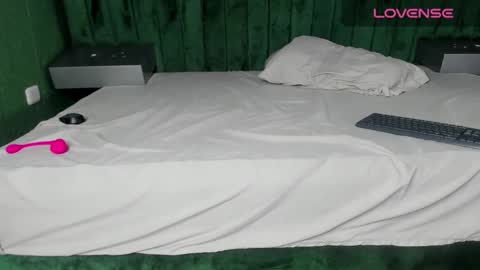 Snapshot of allisonfoster_ chatting on January 28, 2025, 9:50 pm Allison online show from January 28, 2025, 9:50 pm