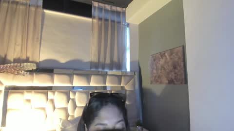 Snapshot of allisonfoster_ chatting on February 16, 2025, 7:27 pm Allison online show from February 16, 2025, 7:27 pm
