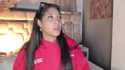 Snapshot of allisonfoster_ chatting on February 17, 2025, 1:36 am Allison online show from February 17, 2025, 1:36 am