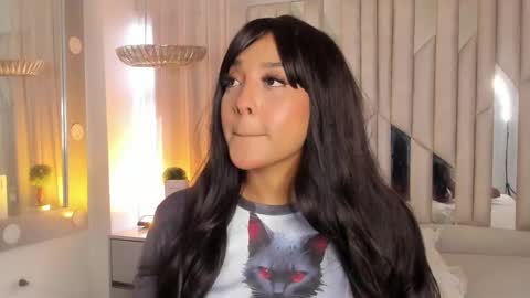 Snapshot of allisonfoster_ chatting on February 23, 2025, 7:49 pm Allison online show from February 23, 2025, 7:49 pm