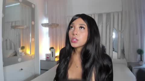 Snapshot of allisonfoster_ chatting on February 24, 2025, 7:52 pm Allison online show from February 24, 2025, 7:52 pm