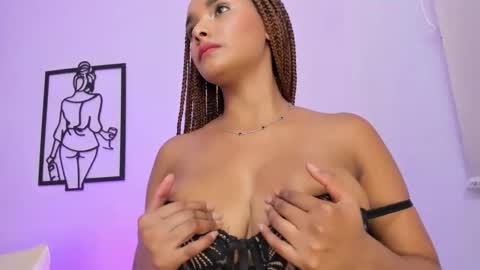 Snapshot of allisonn_bell chatting on September 26, 2025, 9:41 pm Allison online show from September 26, 2025, 9:41 pm