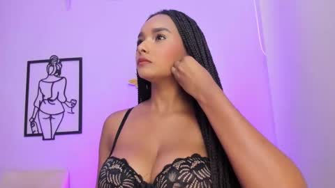 Snapshot of allisonn_bell chatting on October 25, 2025, 8:36 pm Allison online show from October 25, 2025, 8:36 pm