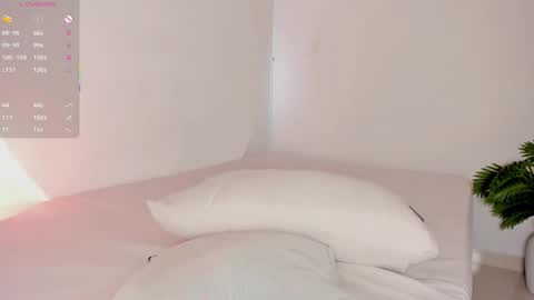 Alli  online show from November 10, 2025, 11:20 am