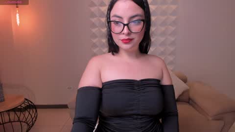 Allison Rogers online show from January 4, 2025, 3:29 am