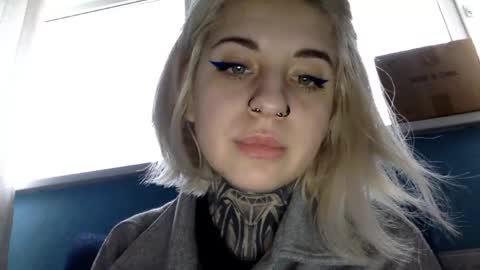 AllisonXAlfred online show from March 27, 2026, 2:28 pm