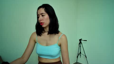 Snapshot of allisson_rose chatting on October 8, 2025, 6:16 pm Alli online show from October 8, 2025, 6:16 pm