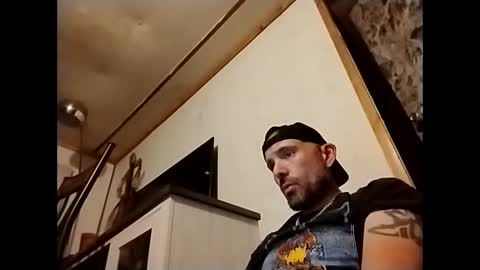 allitrunnin online show from September 27, 2025, 9:58 am