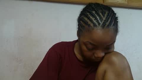 allizida01 online show from February 5, 2026, 7:46 am