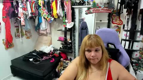 allsson_miller online show from January 3, 2025, 3:49 am