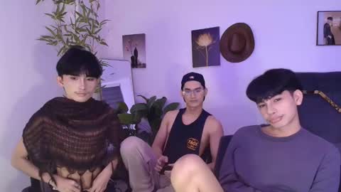 Snapshot of alluring_alpha chatting on April 18, 2026, 2:10 pm kim and josh online show from April 18, 2026, 2:10 pm