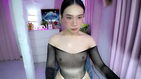 mj online show from June 28, 2026, 1:33 am