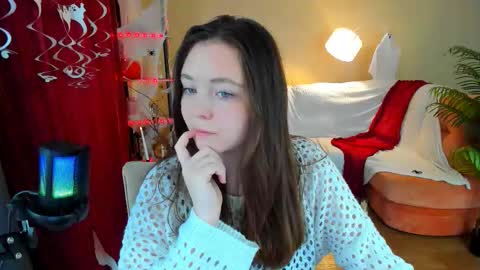 alluringeyess online show from November 3, 2025, 4:19 pm