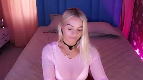AlwaysHot online show from June 22, 2026, 3:25 am