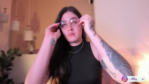 Ally  online show from September 20, 2025, 3:51 am