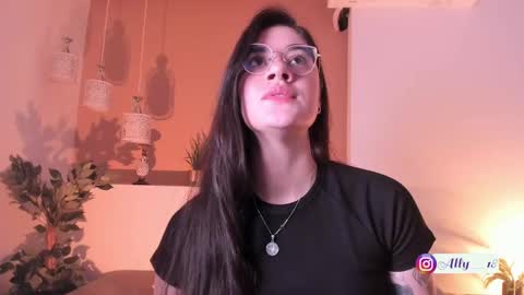 Ally  online show from September 22, 2025, 5:09 am