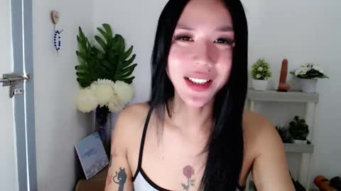 Snapshot of ally_monts chatting on November 30, 2025, 1:53 am ally_monts online show from November 30, 2025, 1:53 am