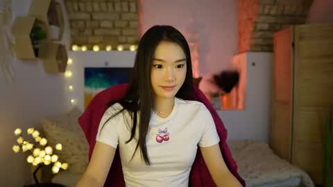 Snapshot of allyah_sky chatting on February 16, 2025, 7:05 pm Allyah Sky online show from February 16, 2025, 7:05 pm