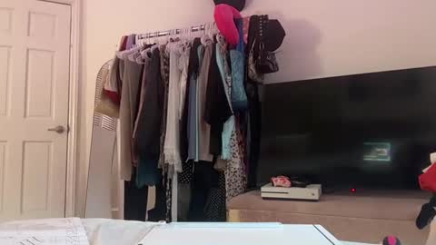 allyanalangel online show from April 25, 2026, 9:45 pm