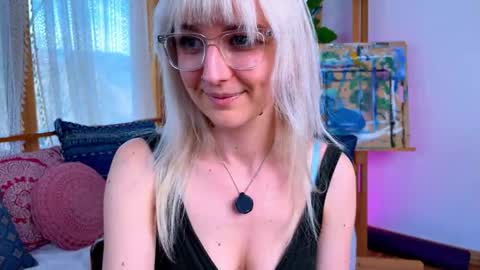 Snapshot of allyelliot chatting on February 24, 2026, 9:02 pm Ally Elliot online show from February 24, 2026, 9:02 pm